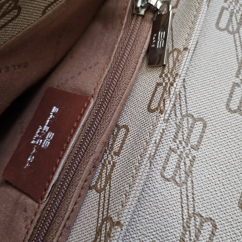 Vintage Logo Balenciaga Beige Shoulder Baguette Bag - Picture 12 of 16